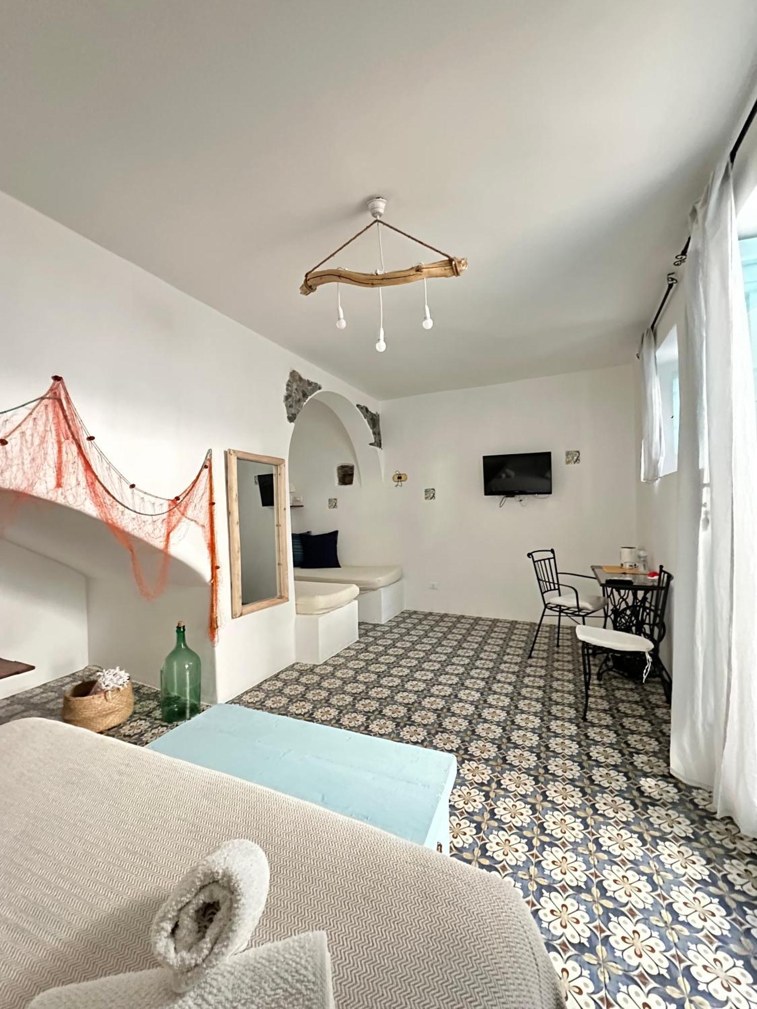 Antica Dimora Santa Marina Salina Bed & Breakfast Eksteriør bilde