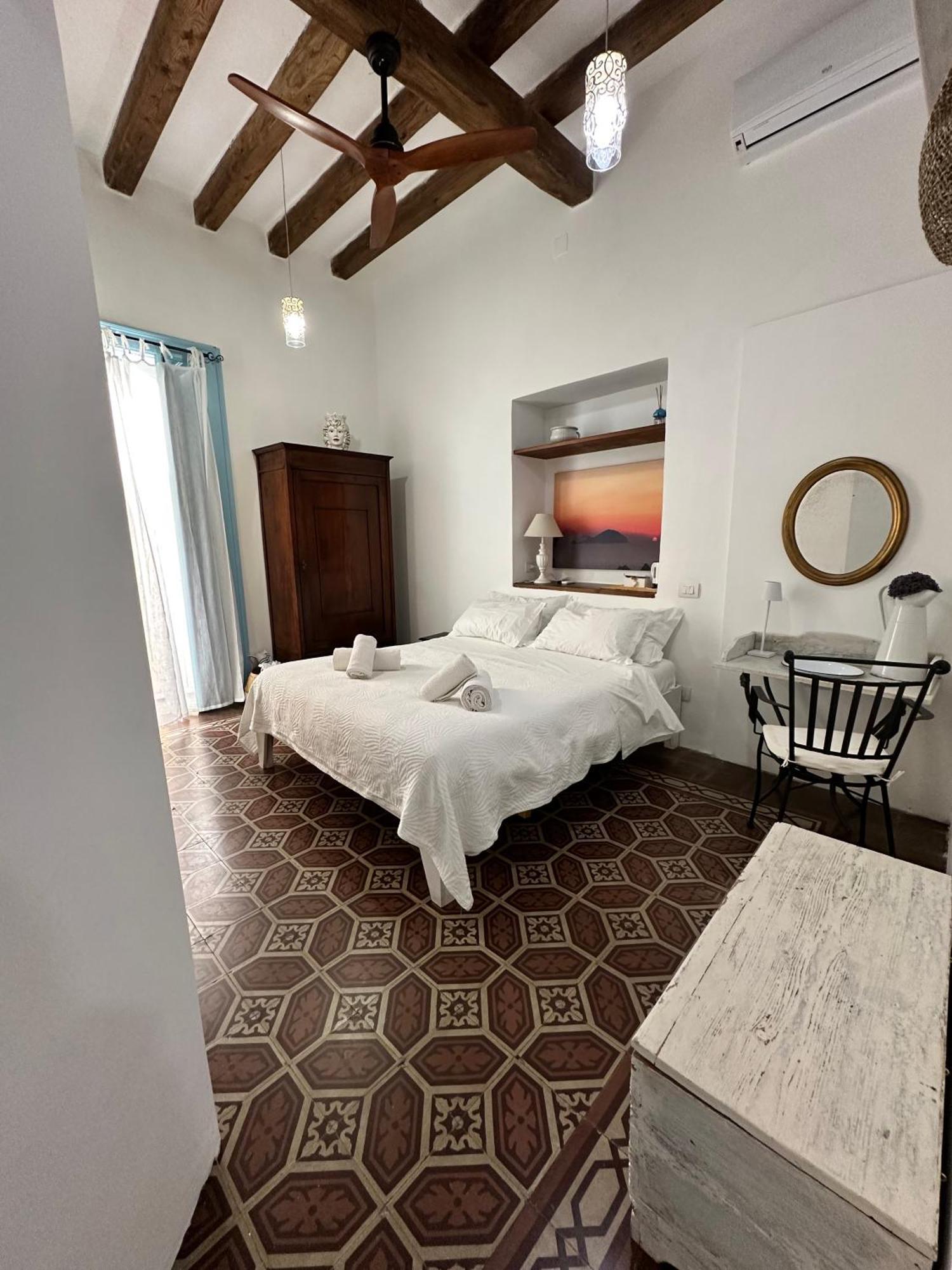 Antica Dimora Santa Marina Salina Bed & Breakfast Eksteriør bilde